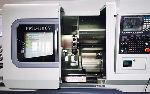 Deux nouvelles machines de traitement combinées avancées de tournage et de fraisage ont été ajoutées